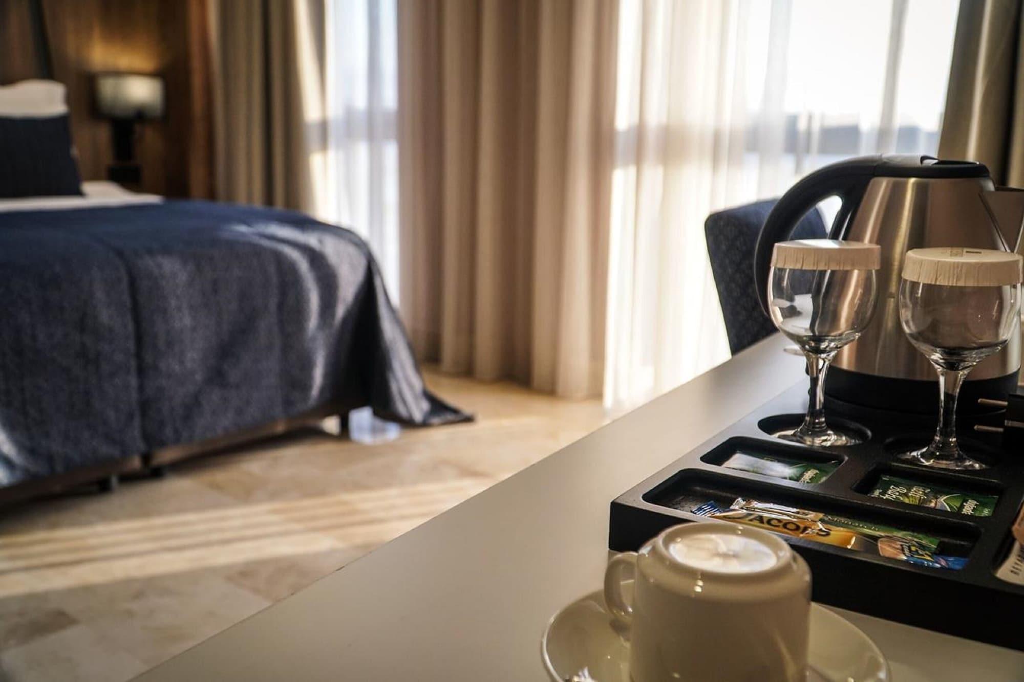 Extenso Hotel Gaziemir Ngoại thất bức ảnh